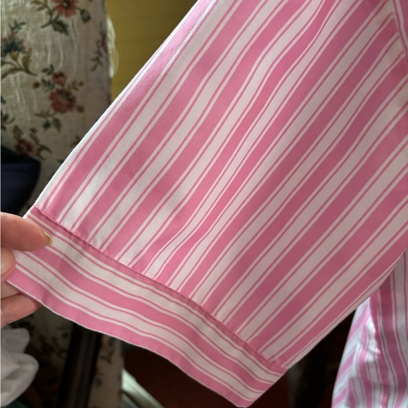 Pearl River Size Medium Women’s Pink Striped Sleep Shirt - Picture 4 of 6